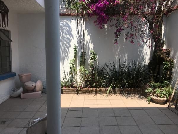 Casa En Venta Irrigacion,180 M2 Por Club Mundet