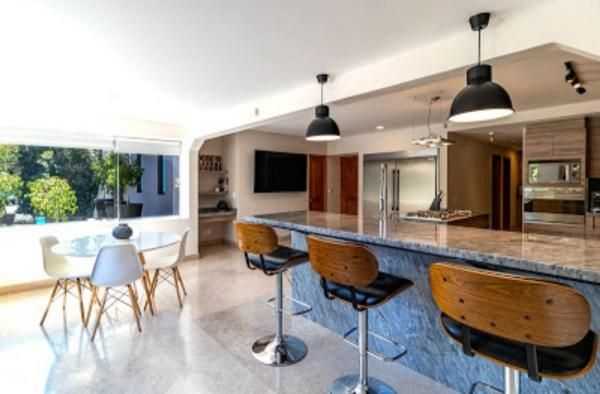 CASA EN VENTA, LOMAS COUNTRY CLUB HERMOSA