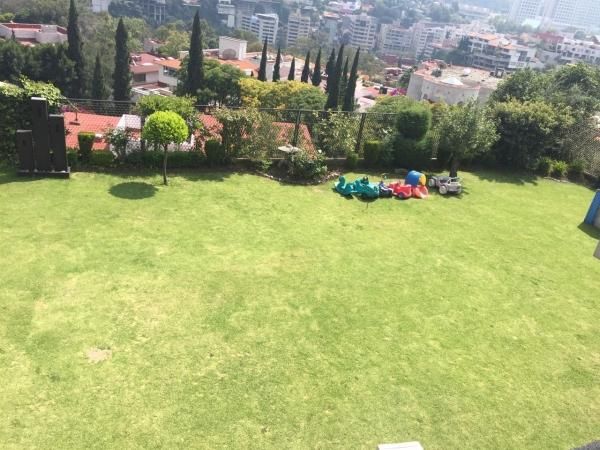 Casa En Venta En Bosques De Las Lomas