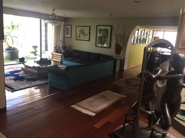 Casa En Venta En Bosques De Las Lomas