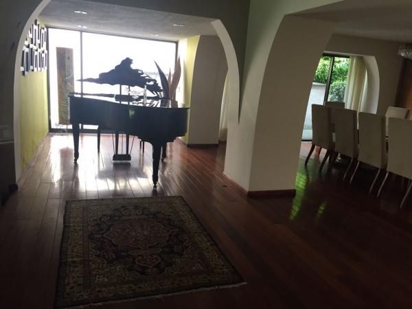 Casa En Venta En Bosques De Las Lomas