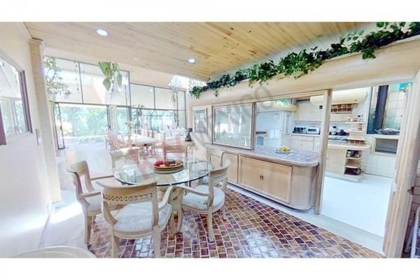 VENTA CASA PARA ACTUALIZAR - B. SABINOS-BOSQUES DE LAS LOMAS  