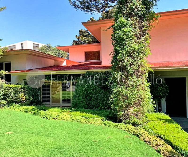 CASA EN RENTA EN LOMAS HIPODROMO