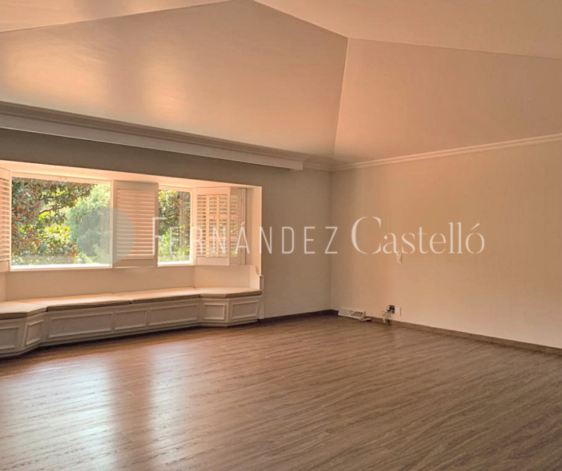 CASA EN RENTA EN LOMAS HIPODROMO