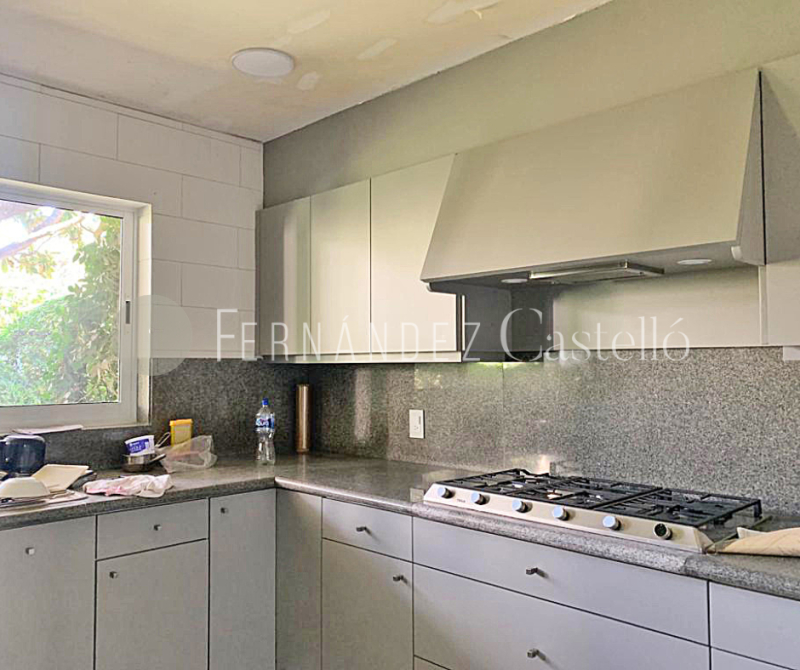 CASA EN RENTA EN LOMAS HIPODROMO