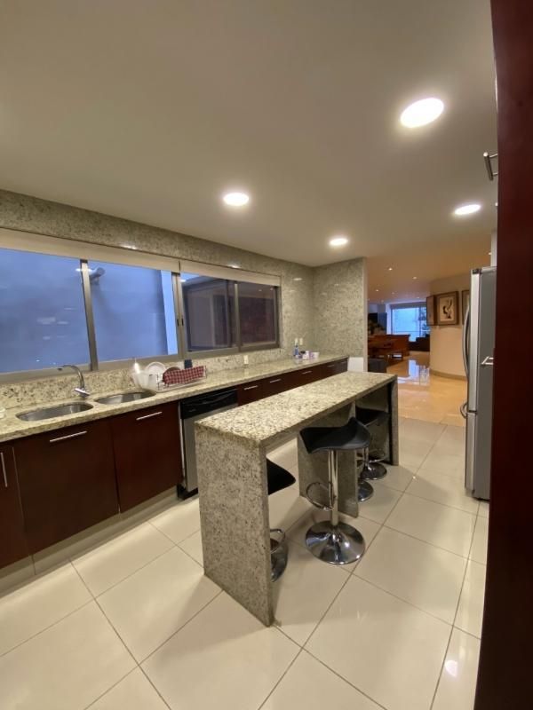 Departamento En Venta Bosques De Las Lomas,  Impecable