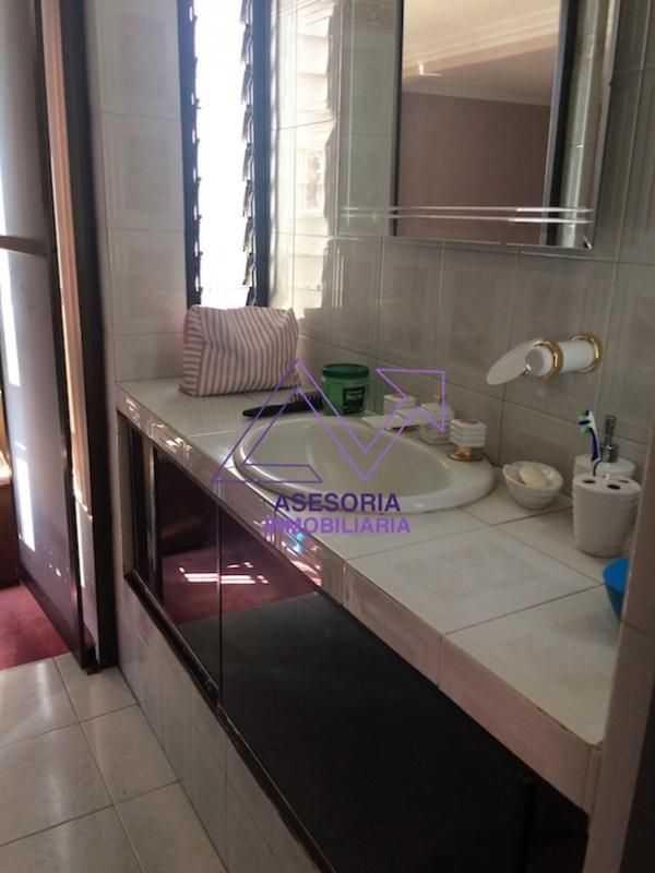 Casa En Venta En Las Aguilas