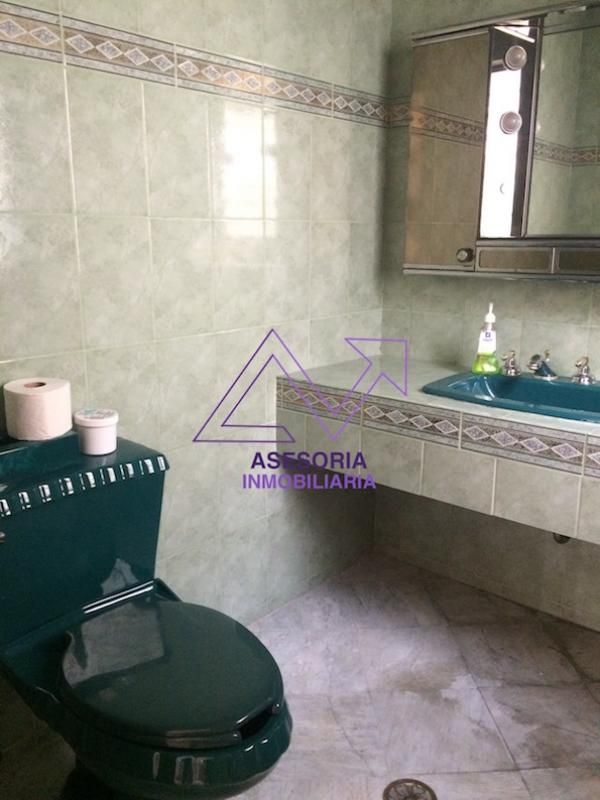 Casa En Venta En Las Aguilas