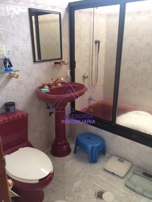 Casa En Venta En Las Aguilas