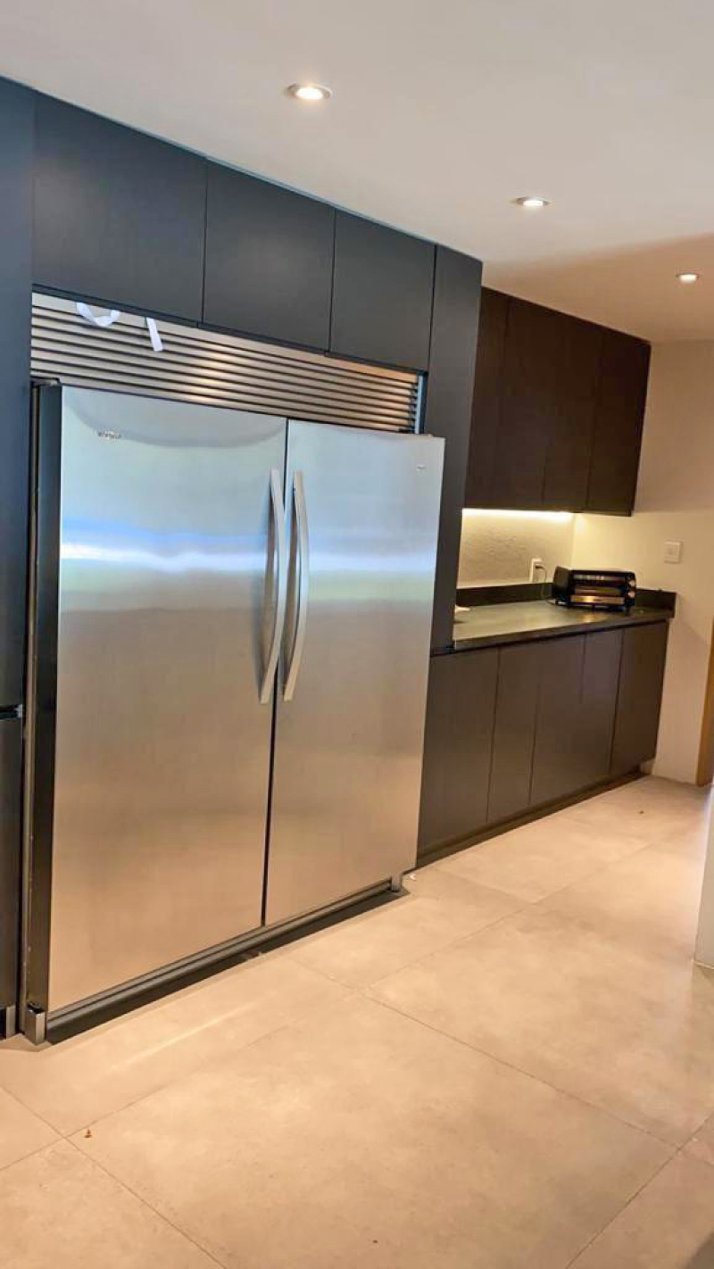 RENTA CASA EN PRIVADA LOMAS DE BEZARES