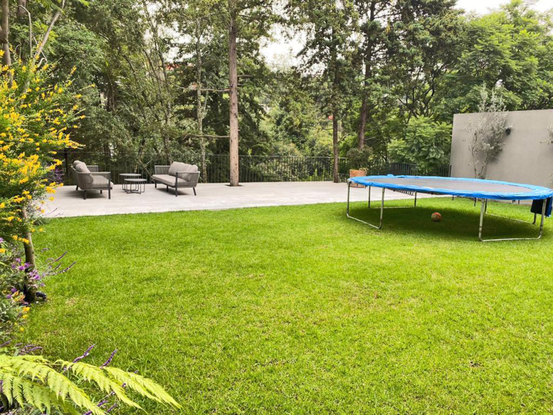 RENTA CASA EN PRIVADA LOMAS DE BEZARES