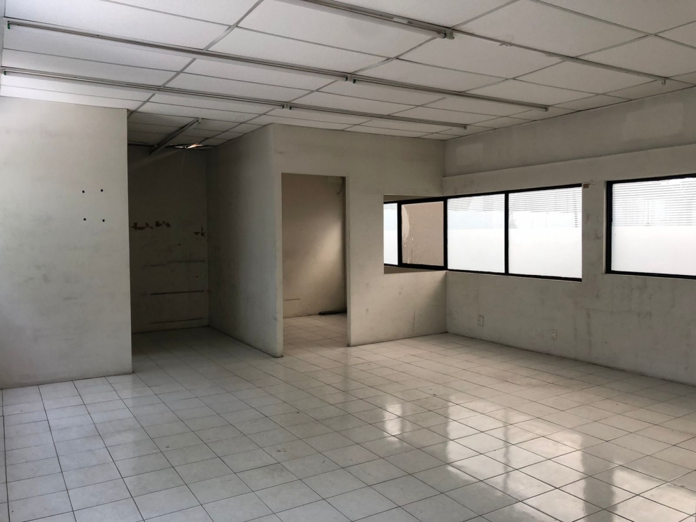 Renta Buena Bodega En Colonia Industrial Alce Blanco