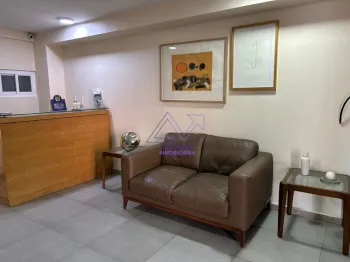 Oficina en Renta en Las Águilas