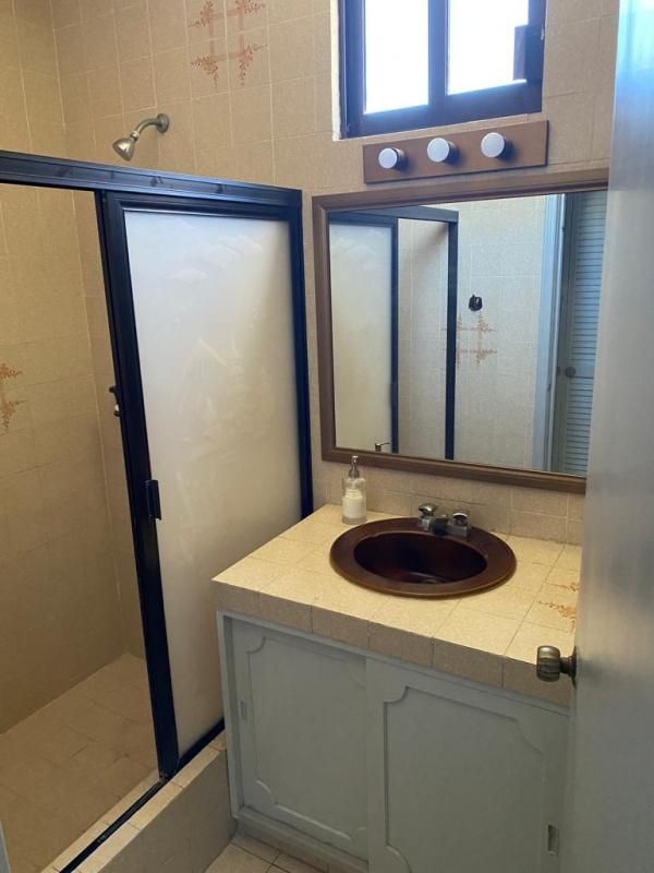 Casa En Venta, Colonia El Cid,  Mazatlán,  Muy Iluminada 