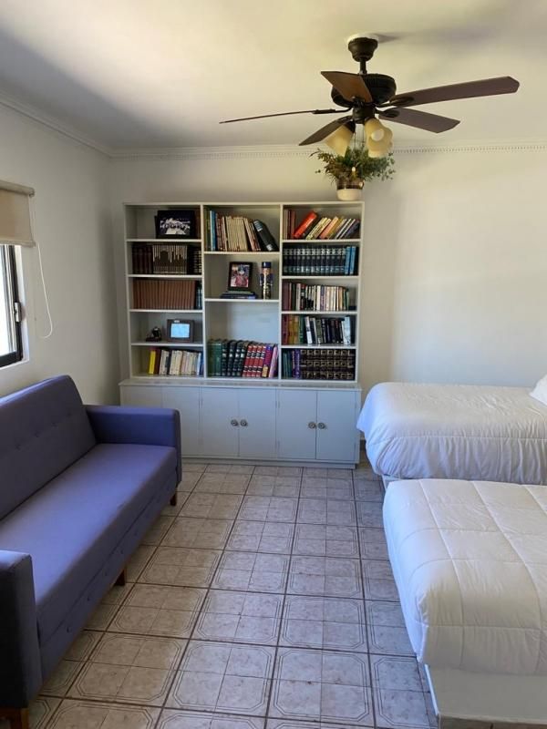 Casa En Venta, Colonia El Cid,  Mazatlán,  Muy Iluminada 