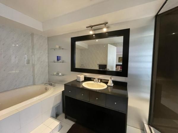 Departamento En Venta En Bosques De Las Lomas