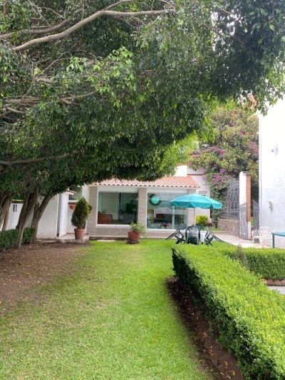 Casa en las Lomas ideal para inversion