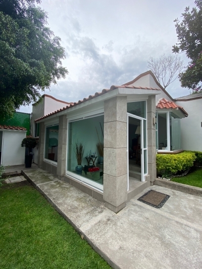 Casa en las Lomas ideal para inversion