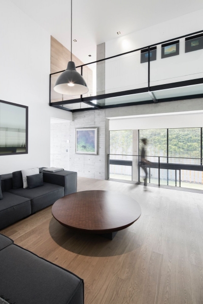Moderna residencia en venta en Bosques de las Lomas