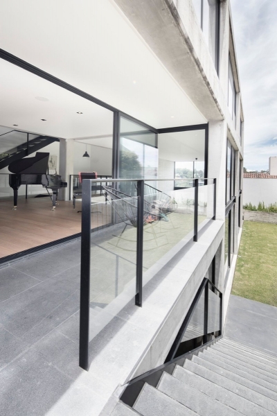 Moderna residencia en venta en Bosques de las Lomas