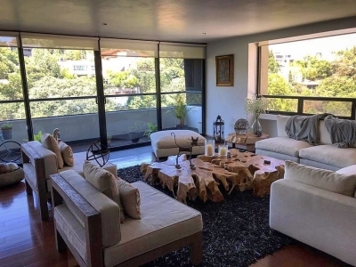 Departamento con excelente vista en Bosques de las Lomas
