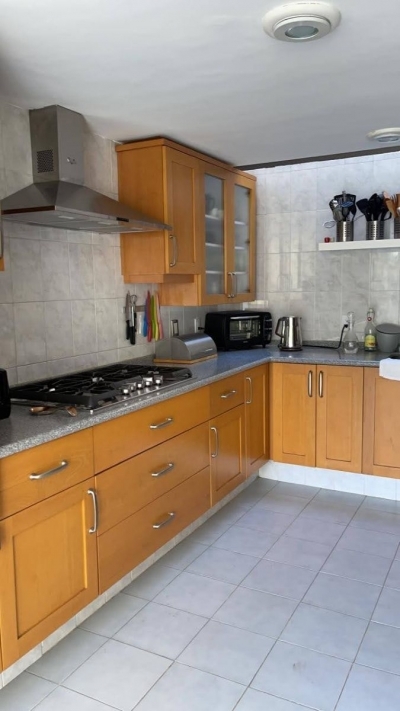 CASA REMODELADA EN BOSQUES