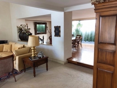 Mega linda casa en Bosques de las Lomas
