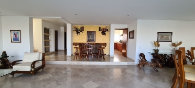 Casa con seguridad en renta en la Herradura