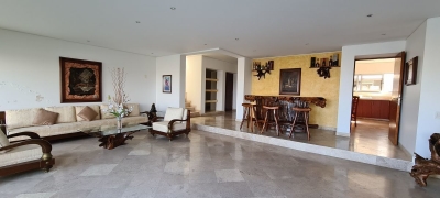 Casa con seguridad en renta en la Herradura