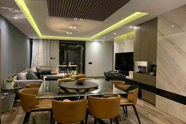Casa amueblada en Venta en Hacienda de las Palmas, Interlomas