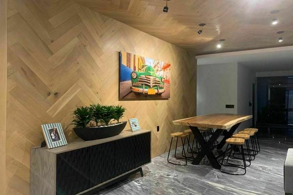 Casa amueblada en Venta en Hacienda de las Palmas, Interlomas