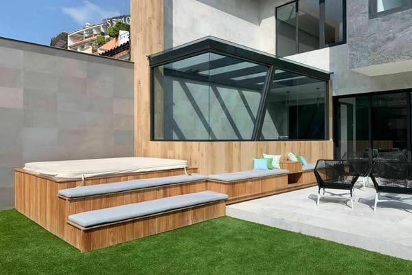Casa amueblada en Venta en Hacienda de las Palmas, Interlomas