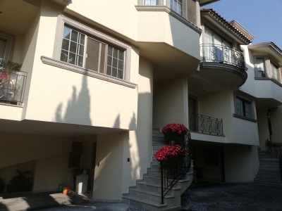 Casa en Venta en Tecamachalco en Calle Cerrada