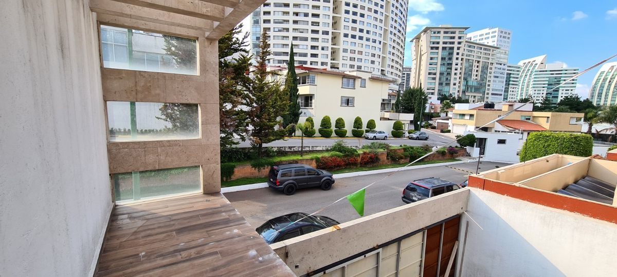 ESTRENA Casa en Interlomas en Cerrada