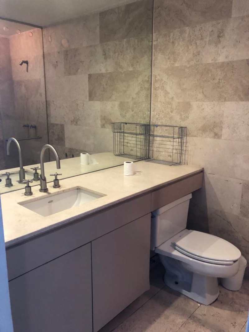 Excelente departamento en venta en Magno House Sta. Fe en piso alto. 