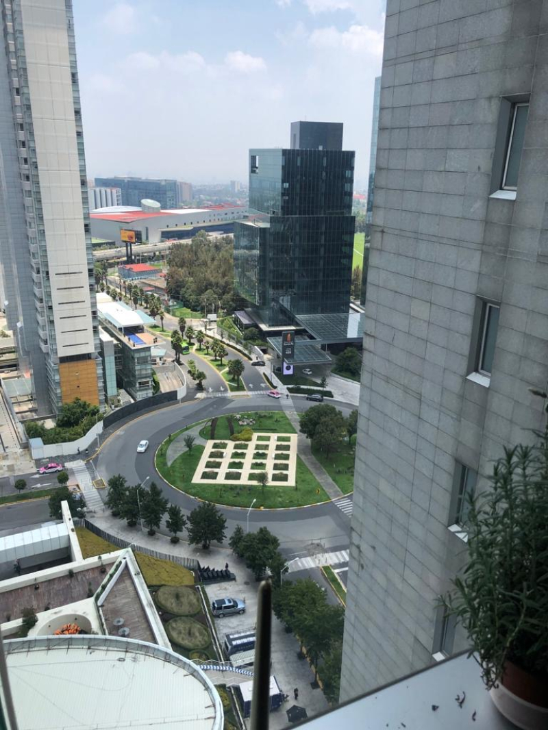 Excelente departamento en venta en Magno House Sta. Fe en piso alto. 