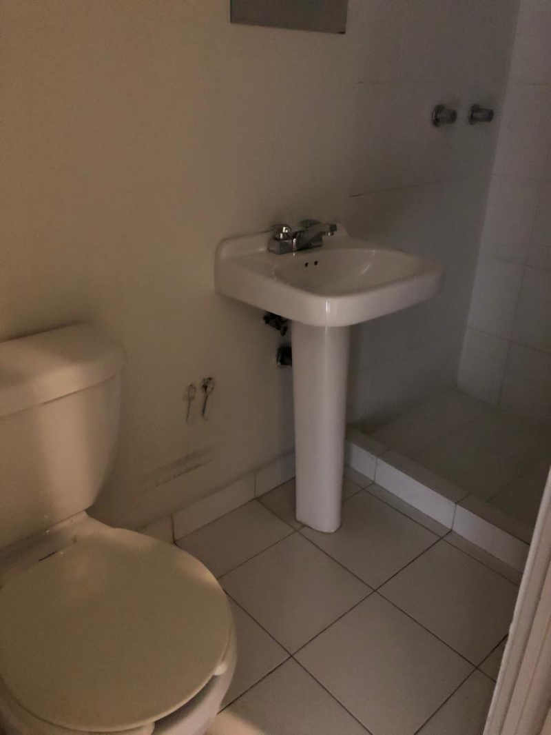 Excelente departamento en venta en Magno House Sta. Fe en piso alto. 