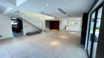 Venta/Residencia para estrenar/Bosques del Lago