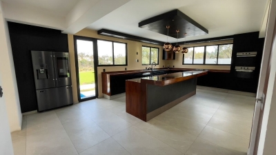 Venta/Residencia para estrenar/Bosques del Lago