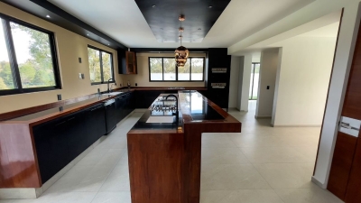 Venta/Residencia para estrenar/Bosques del Lago