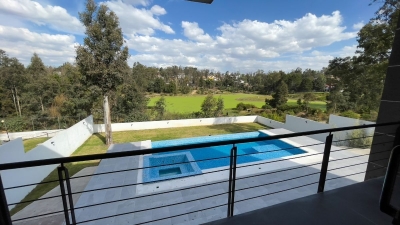 Venta/Residencia para estrenar/Bosques del Lago