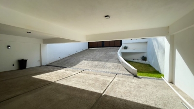 Venta/Residencia para estrenar/Bosques del Lago