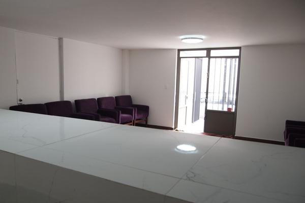 Venta o Renta/Oficina remodelada/Boulevares