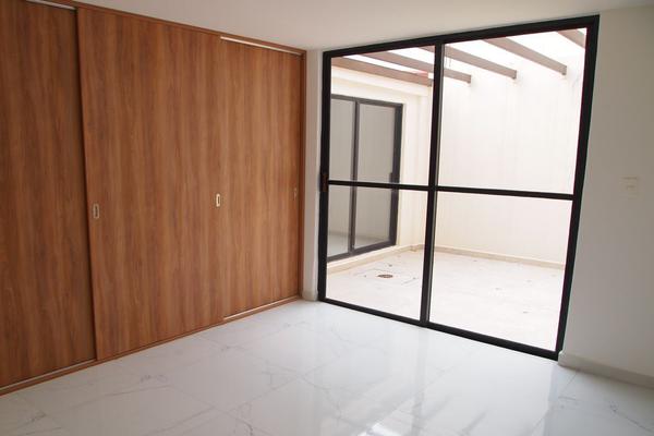 Venta o Renta/Oficina remodelada/Boulevares