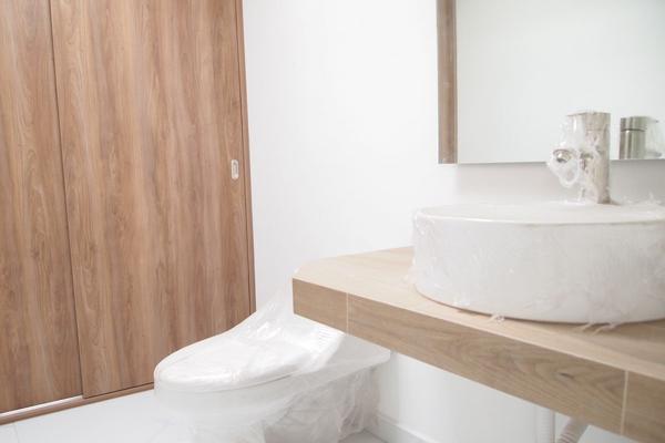 Venta o Renta/Oficina remodelada/Boulevares