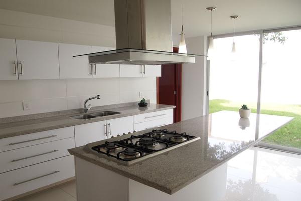 Venta/Casa/Jardines de San Mateo