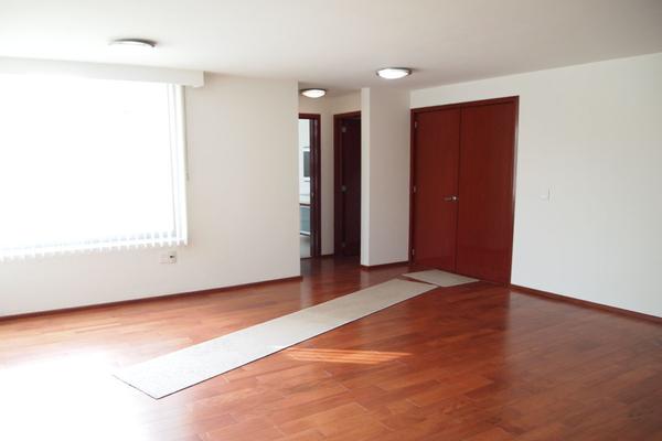 Venta/Casa/Jardines de San Mateo