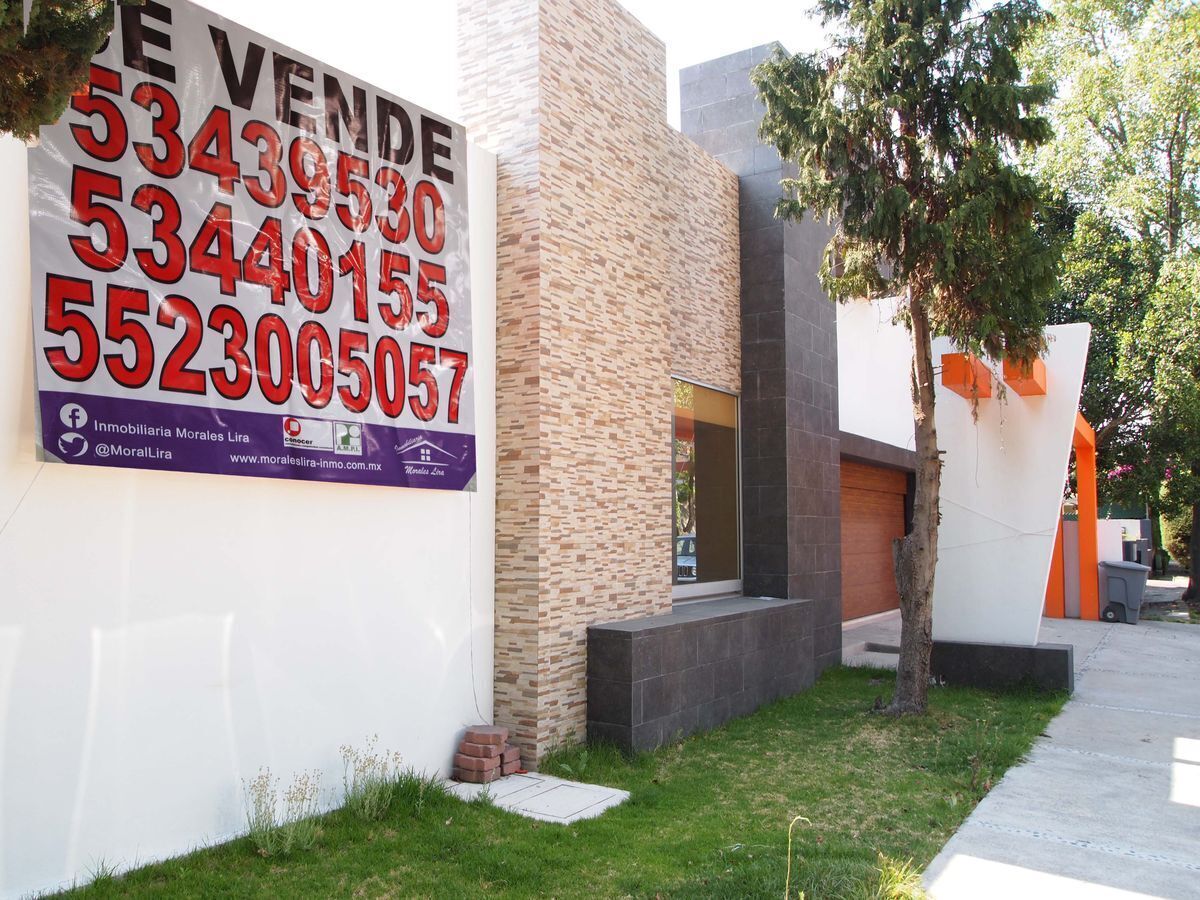 Venta/Casa en remodelación/Club de Golf Chiluca