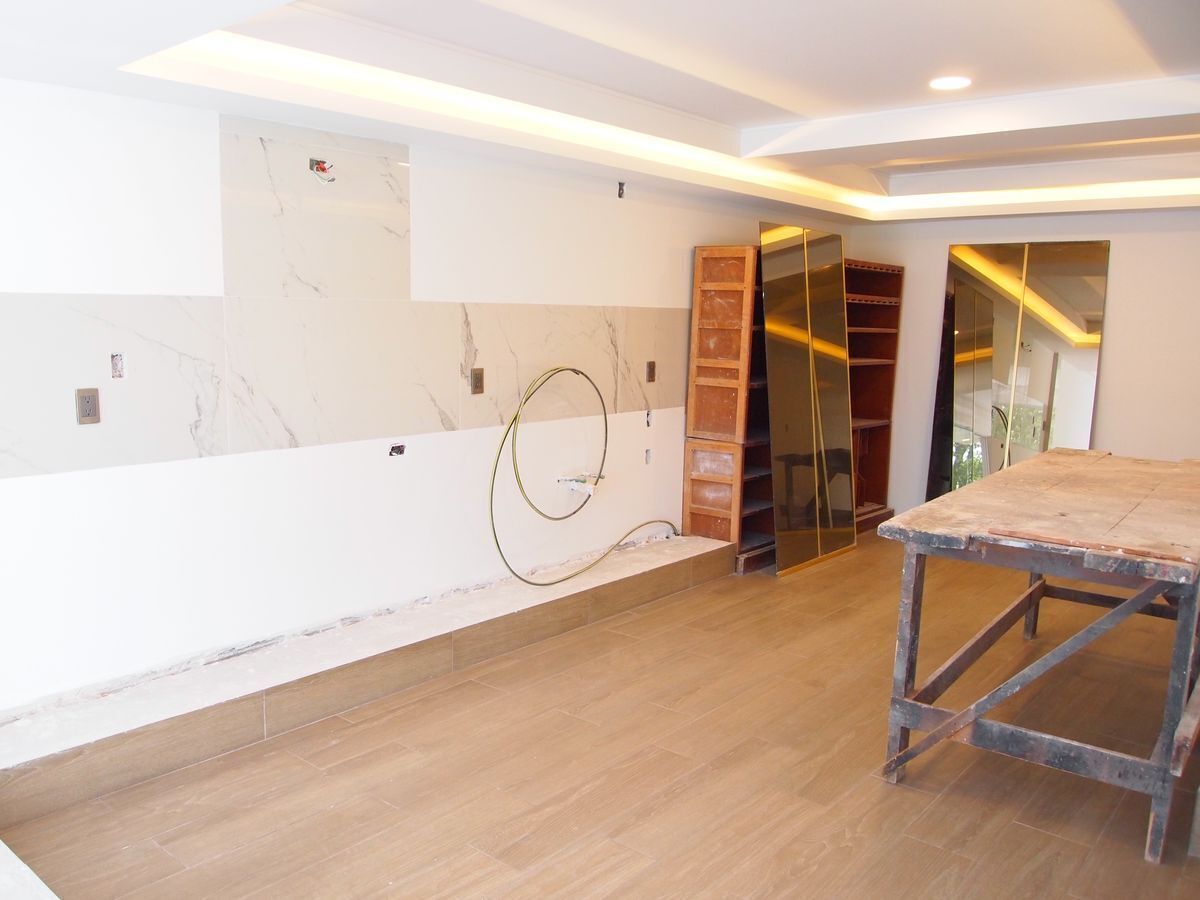 Venta/Casa en remodelación/Club de Golf Chiluca