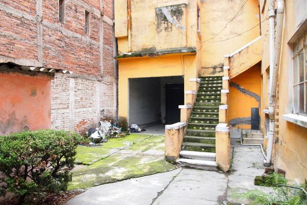 Venta/Edificio para demoler a precio de terreno/Del Valle Norte